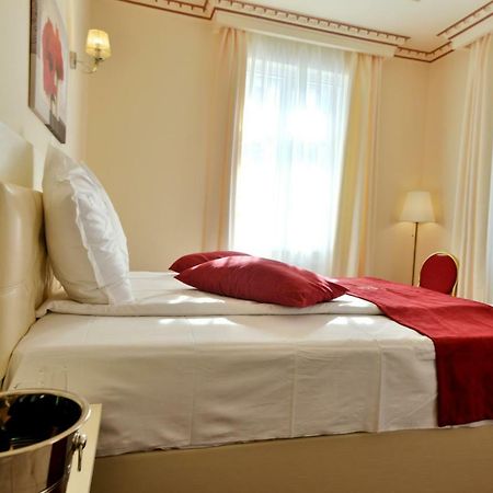 Top Royal Central Брашов Екстериор снимка